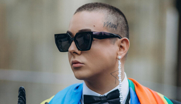 После гомофобных шуток стендаперы 