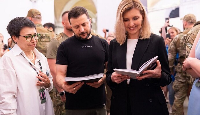 Найбільша книжкова подія: Володимир та Олена Зеленські разом відвідали 