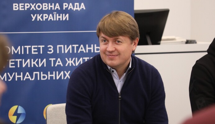 Рекомендую підготуватися українцям до непростої осені та зими – голова енергетичного комітету ВР Андрій Герус