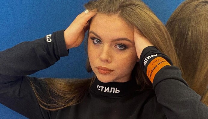 Старшая дочь Ольги Фреймут живет в США: как выглядит и чем занимается 17-летняя Злата