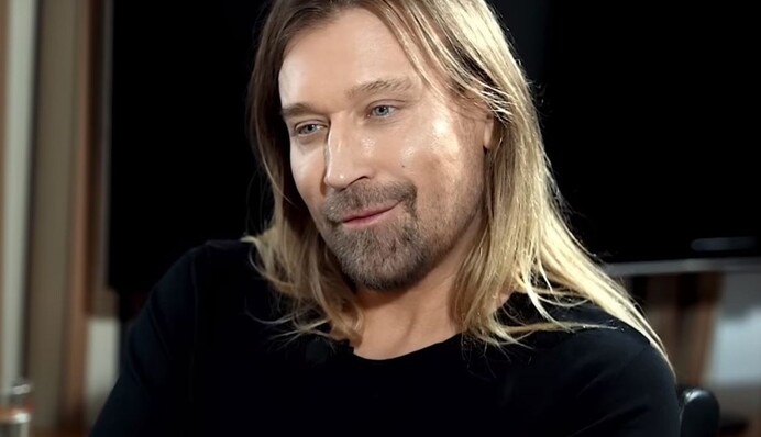 Он немного не в себе: продюсер Ясинский прокомментировал интервью Олега Винника