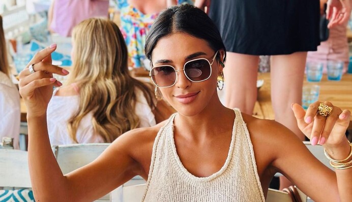 Санта Димопулос похвасталась, как гуляет на вечеринке дочери российского олигарха