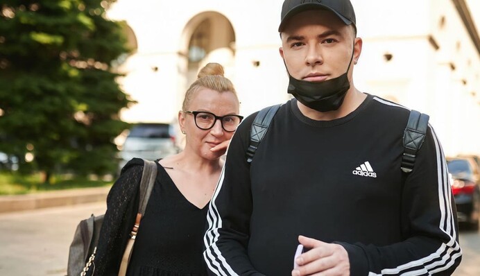 Секрет ее молодости: Андрей Данилко поделился шутливыми кадрами с 