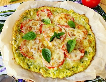 Быстрая кабачковая пицца – вкусная замена обычной из теста: как ее приготовить
