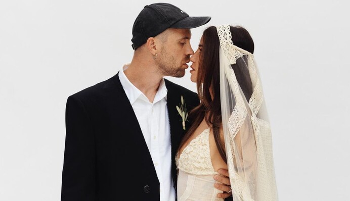 Окацурінилась: в мережі відреагували на одруження Наді Дорофєєвої та Міши Кацуріна