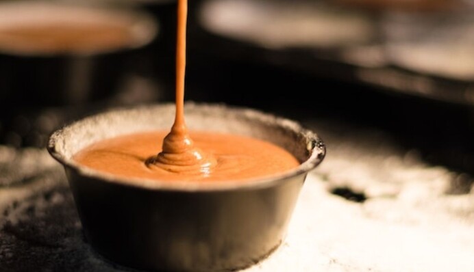 Кисло-солодкий соус до м'яса з аличі: як приготувати на зиму ткемалі