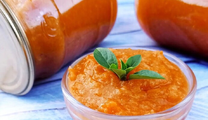 Самый простой рецепт кабачковой икры: как приготовить на зиму с томатной пастой