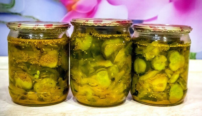 Все закрывают огурцы пикули на зиму: что это за рецепт и как их приготовить