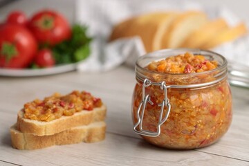 Так готовили еще наши бабушки: классический рецепт баклажанной икры на зиму