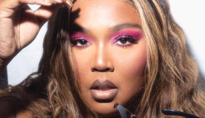 Співачку Ліззо звинуватили у сексуальних домаганнях колишні працівники: що відомо