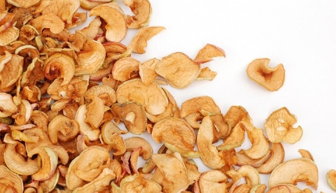 Як сушити яблука на зиму: прості домашні способи без електросушарки