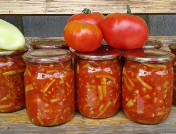 Простая консервация на зиму: как приготовить вкусное лечо из кабачков и сладкого перца