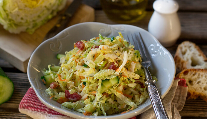 Простые рецепты с пекинской капустой: какие салаты можно приготовить на каждый день и к празднику