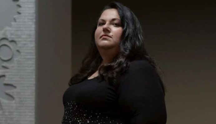 Директор музея Голодомора Леся Гасиджак, которую травили из-за веса, снялась для Vogue