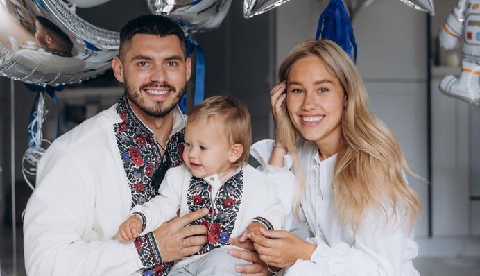 Урегулировали мирно: Добрынин высказался о будущем сына после развода с Квитковой