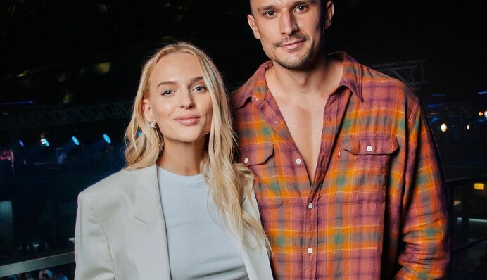 Эстетично или вульгарно? Любимая Тараса Цымбалюка полностью разделась для откровенного видео