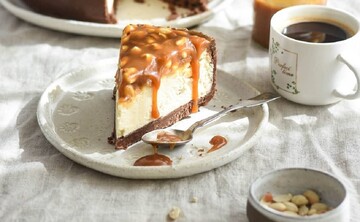 Популярный десерт без выпечки: как быстро приготовить торт 