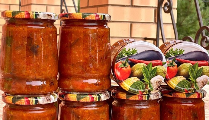 Баклажаны в аджике – классическая консервация на зиму: как их вкусно приготовить