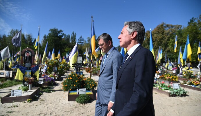 Дві цілі Блінкена: що передав Вашингтон Зеленському