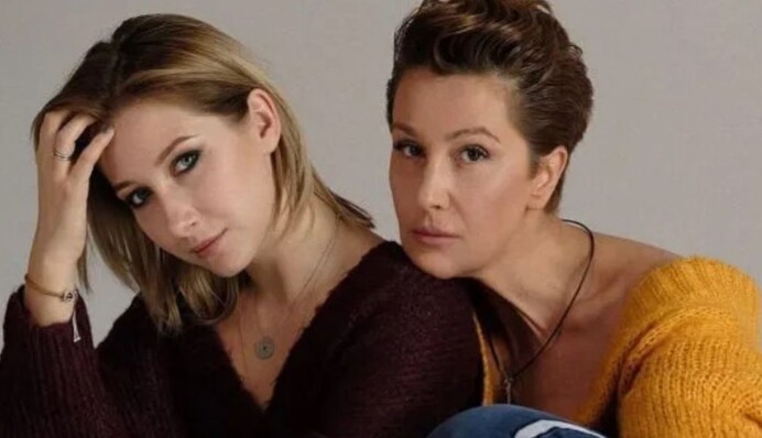 Мне не интересно: Стася Ровинская рассказала об отношениях с мамой-путинисткой Снежаной Егоровой