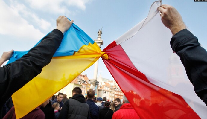 Оскорбительная риторика: как Польша поругалась с Украиной