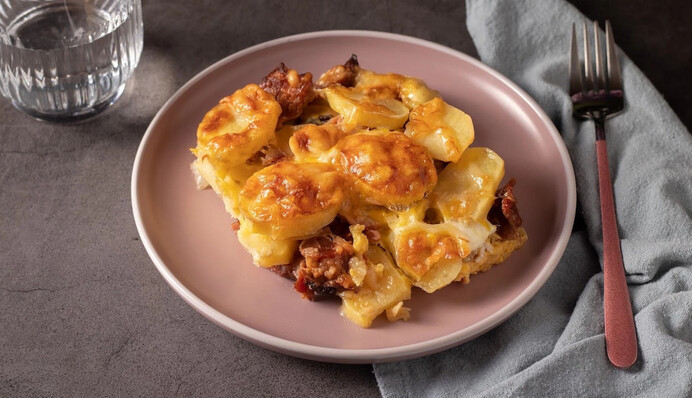 Простой рецепт запеченного картофеля по-французски, который подойдет даже для праздника