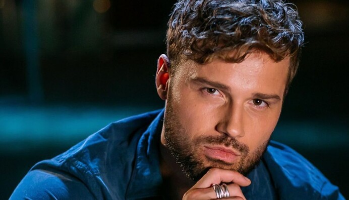 Алекс Топольский на Бали похвастался 