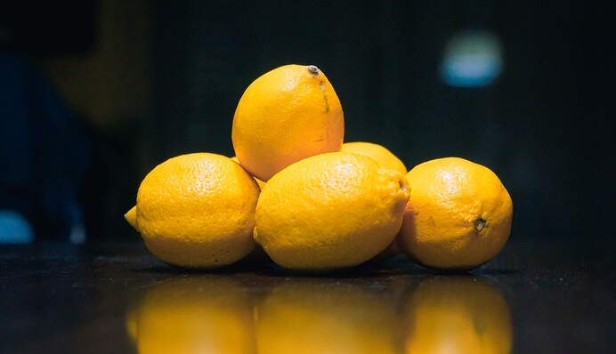 Чтобы лимоны не портились в холодильнике, храните их с умом: правильные способы