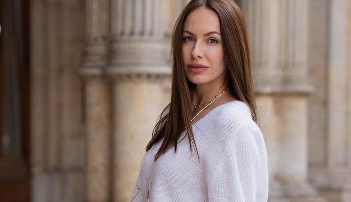 Бывшая жена Остапчука напомнила о разделе имущества в день его годовщины с новой любимой