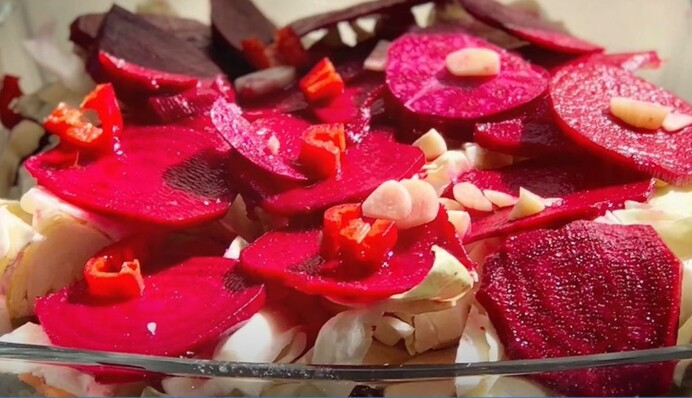 Крижавки - це квашена капуста з буряком, яку ще називають 