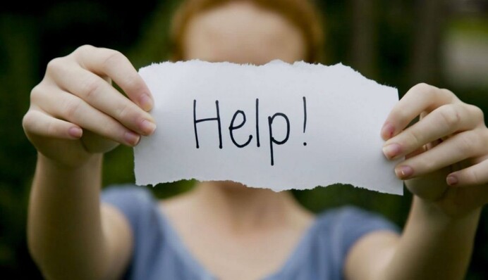 Хвиля підліткових самогубств в Україні: як врятувати наших дітей