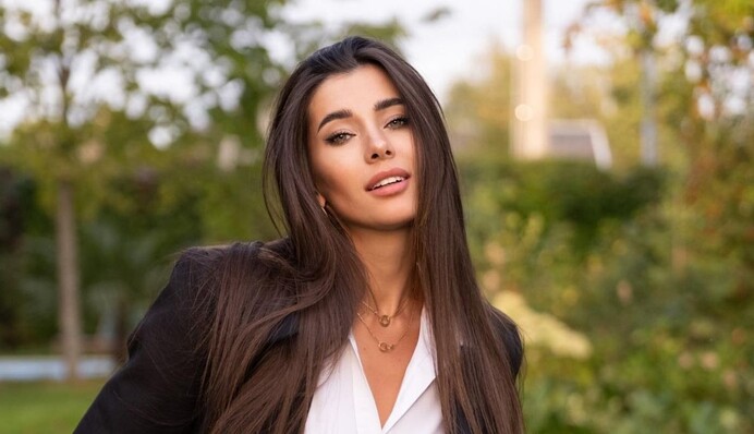 Скинула 12 кг: Анна Неплях показала чесні фото фігури до і після схуднення