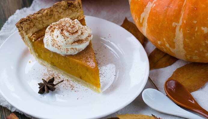Американський гарбузовий пиріг варто додати в свою книгу рецептів: готується дуже просто