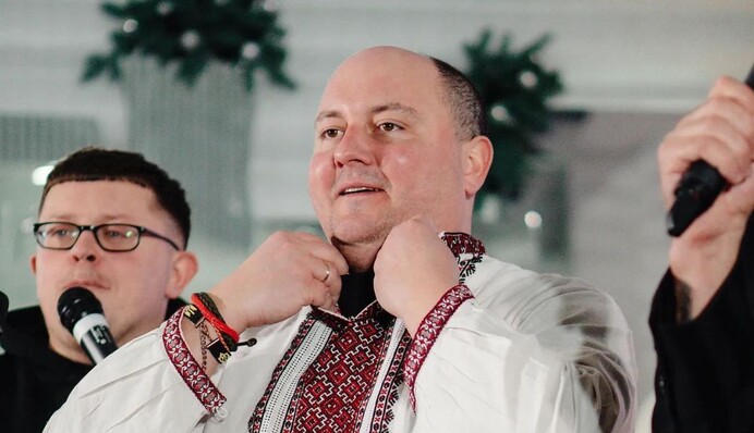 Всі наслідки приймаю: Юрій Ткач пообіцяв передати гонорар за весілля скандального блогера на ЗСУ