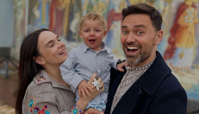 Марсель стал другим: Тимур Мирошниченко с женой показали фото с названным сыном в день знакомства