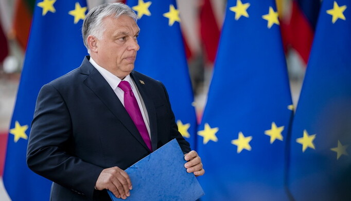 За російським кораблем: чи можна вигнати з Євросоюзу Угорщину Орбана