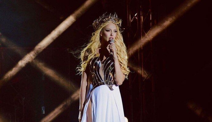 Безкоштовно лікується в Англії: Оля Полякова розповіла про хворобу своєї мами