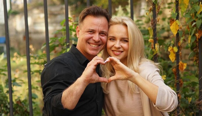 Беременная Лилия Ребрик и ее муж раскрыли пол будущего ребенка на яркой гендер-пати