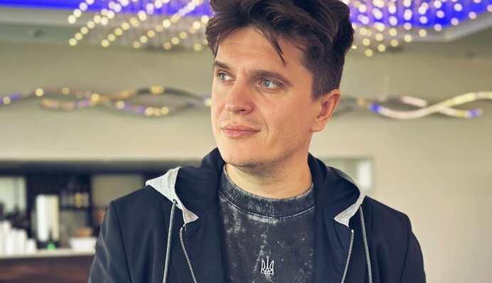 Анатолий Анатолич на мероприятии в США заговорил на русском: ведущий назвал причину