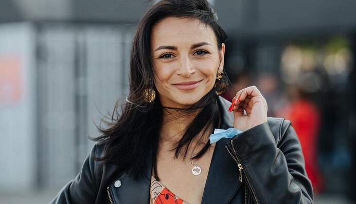 Илона Гвоздева назвала стоимость маммопластики и рассказала, как собирала на операцию