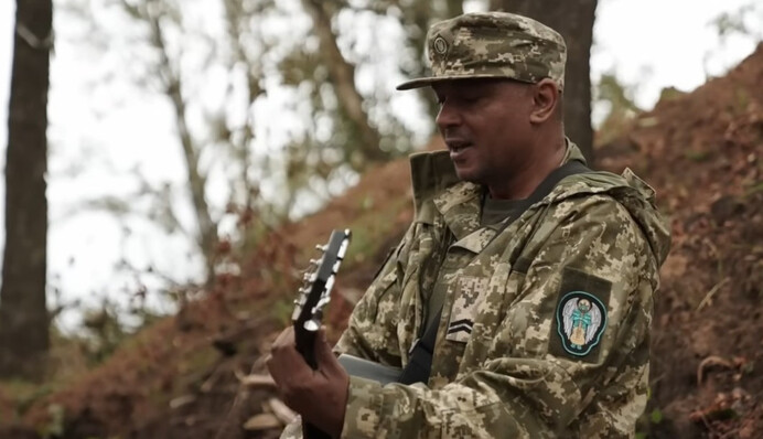 Збори може і Дорофєєва закривати: Мирослав Кувалдін у ЗСУ висловився про артистів, які не служать