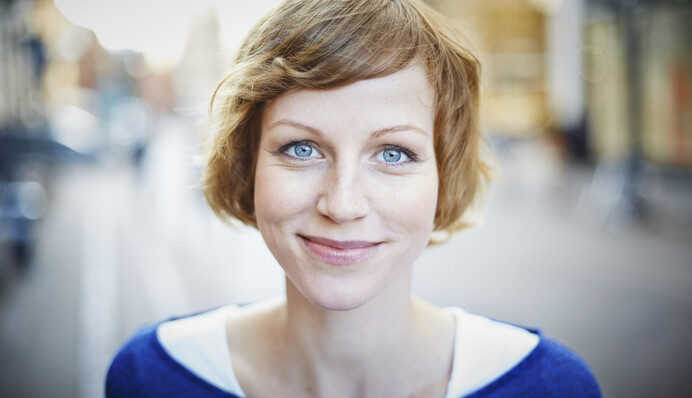 Как одеваться, чтобы выглядеть более привлекательно: психологи назвали простой способ