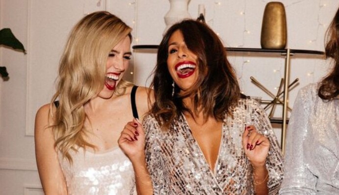 В чому зустрічати Новий рік-2024: щасливі кольори та модні фасони суконь