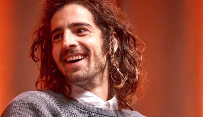 Конфлікт інтересів: Дантесу заборонили зйомку в різдвяному шоу через жарти над ведучими каналу