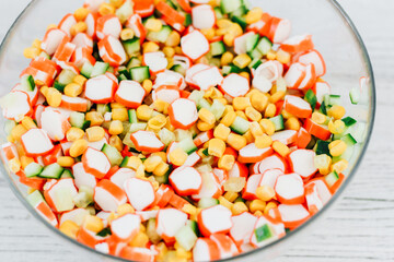 Какие салаты приготовить с крабовыми палочками: вкусные рецепты на новогодний стол