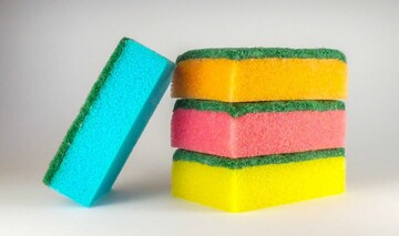 Не только губки для посуды: самые грязные предметы на кухне, которые следует чаще менять