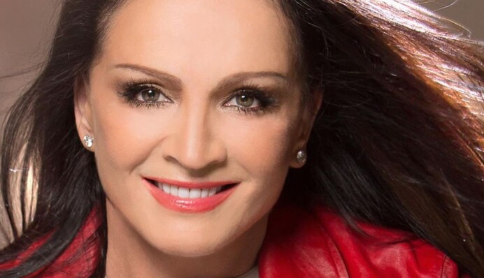 Она не бедный человек: экс-директор Ротару рассказал, от каких гонораров в РФ отказалась певица