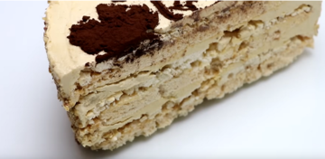 Безе с кремом и орехами: как приготовить популярный закарпатский торт 