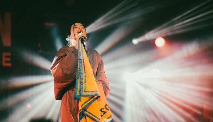 Злата Огневич стала жертвой мошенников: у певицы забрали деньги на ВСУ с благотворительного концерта