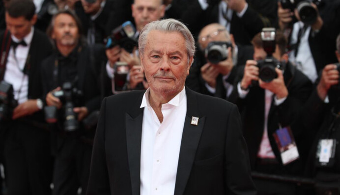 Ален Делон подаст иск против родного сына, который рассказал СМИ о его плохом здоровье